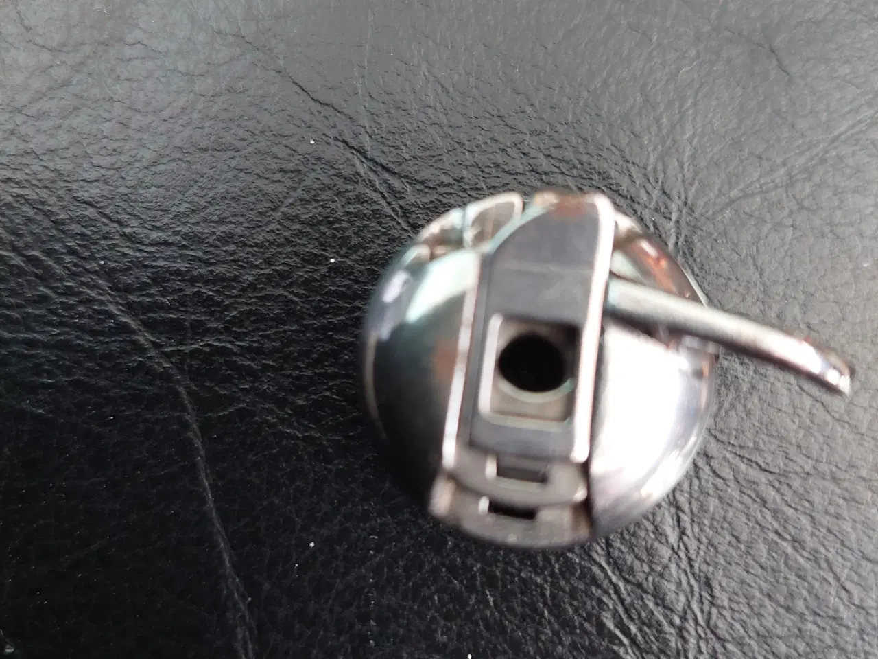 Billede 1 - symaskine spoler kapsel