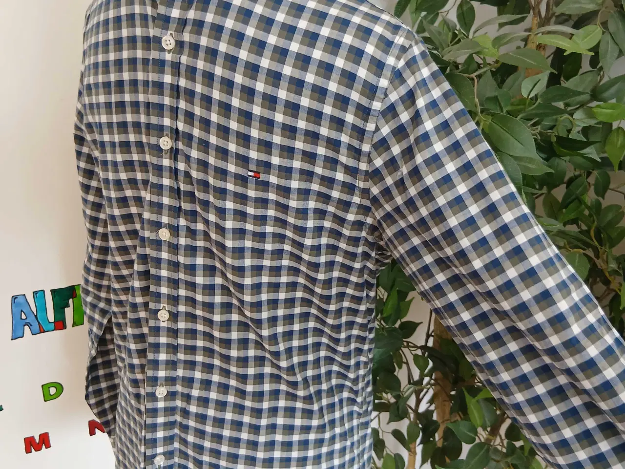 Billede 5 - Skjorte. Tommy Hilfiger. Small 