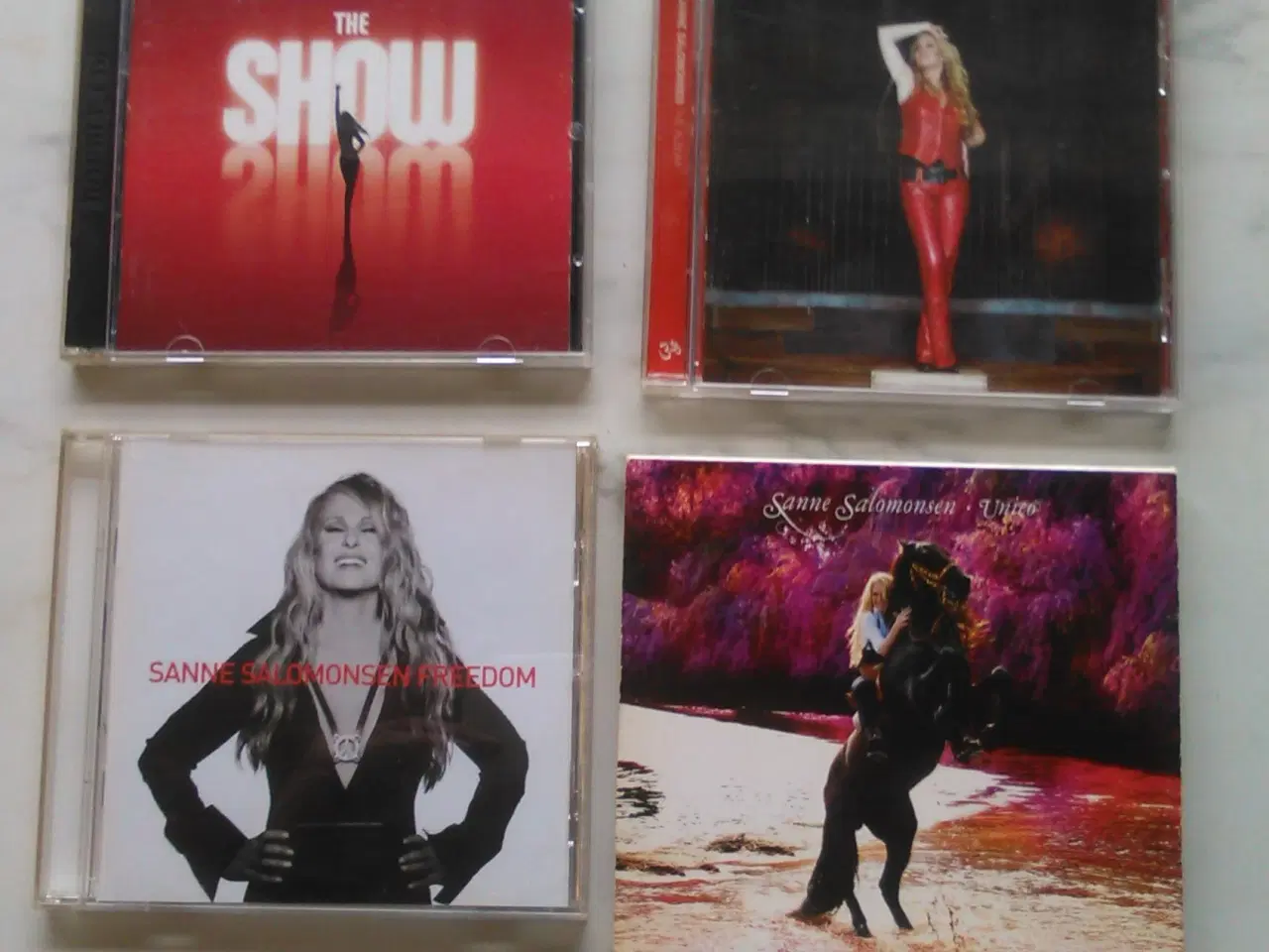 Billede 1 - SANNE SALOMONSEN: 4 titler: stk. 25kr.  - Alle 70 