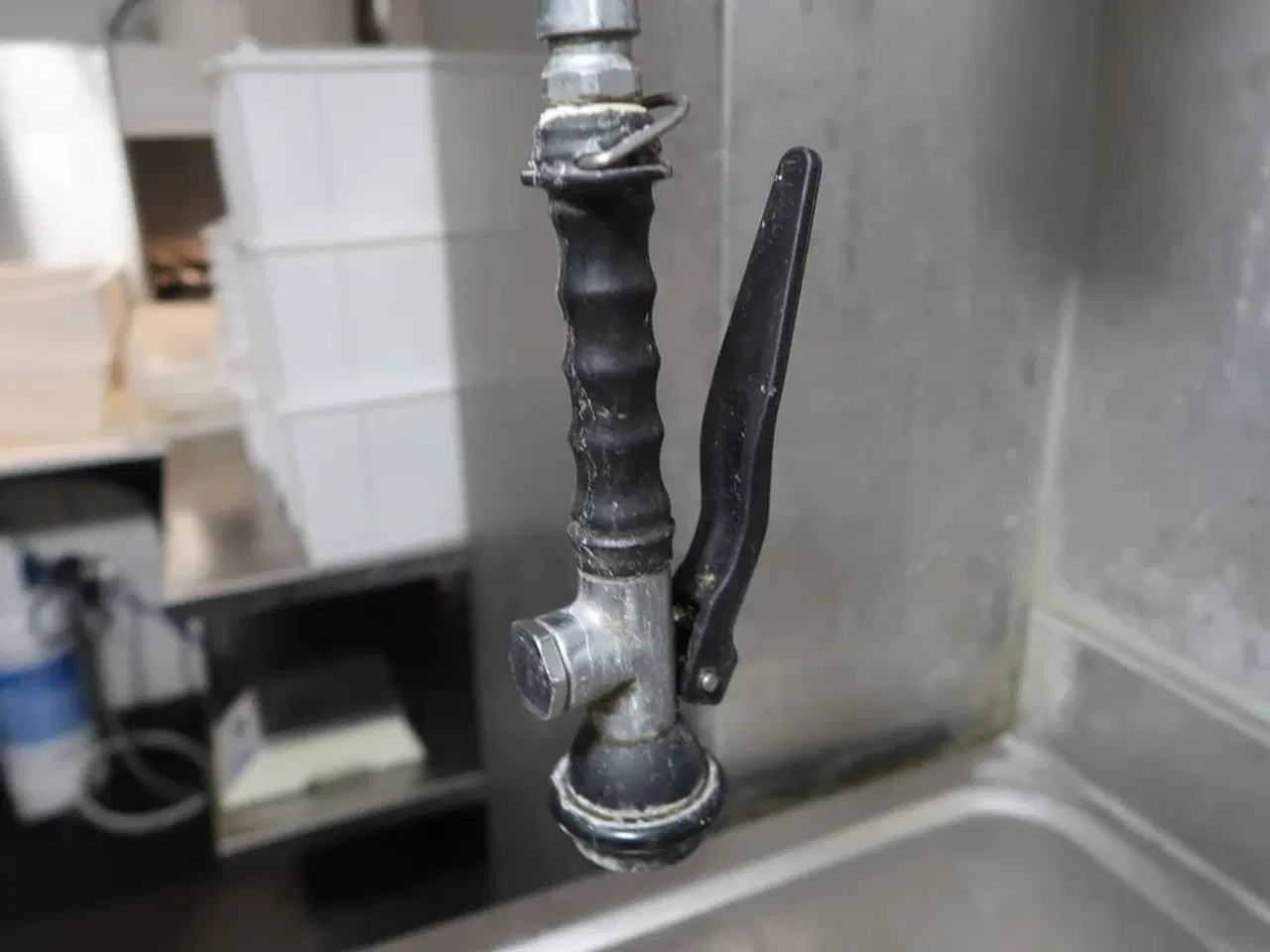 Billede 4 - Rustfri stålbord med vask & pistol