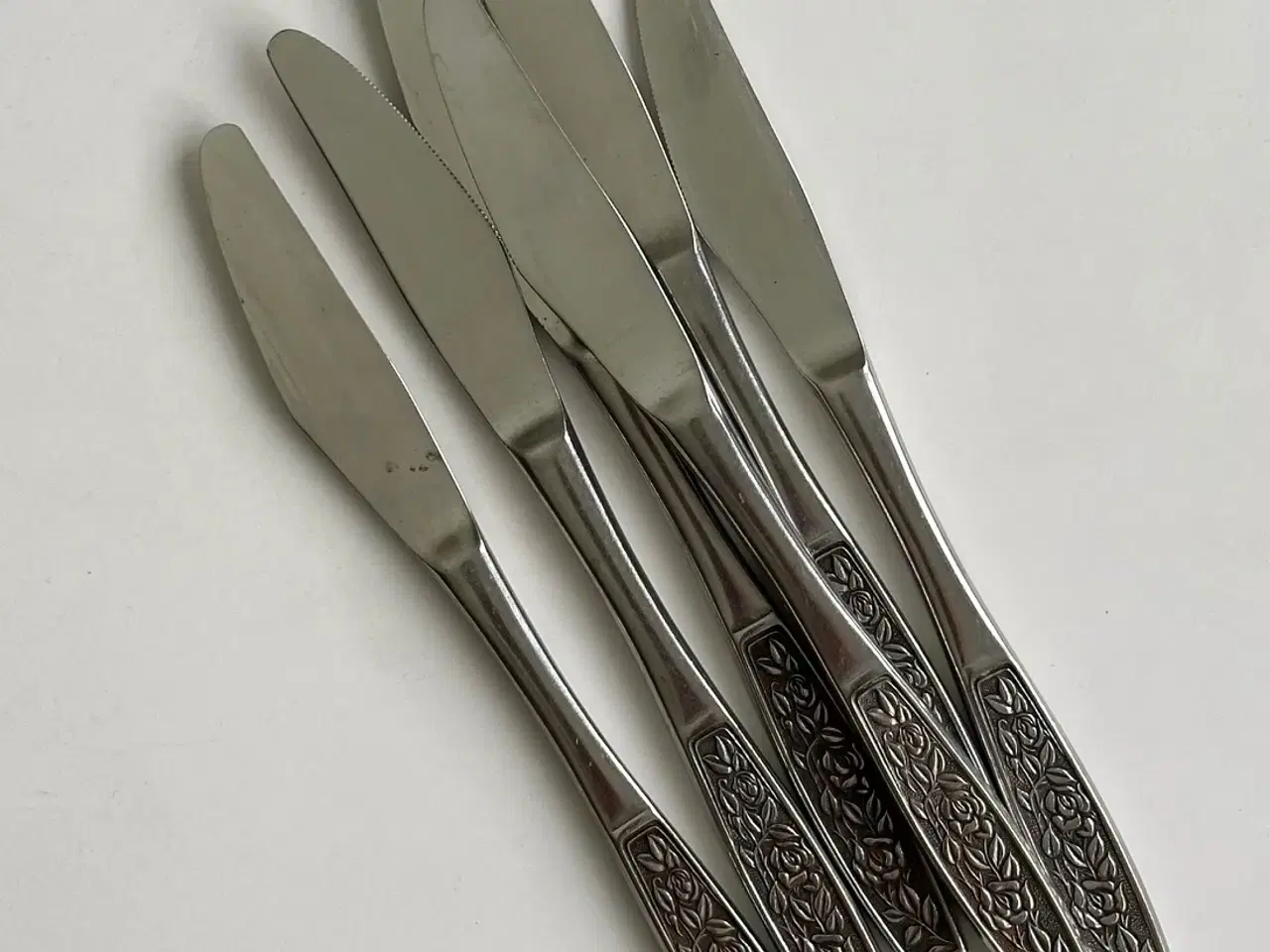 Billede 2 - Lundtofte Rose Petite knive, 6 stk samlet