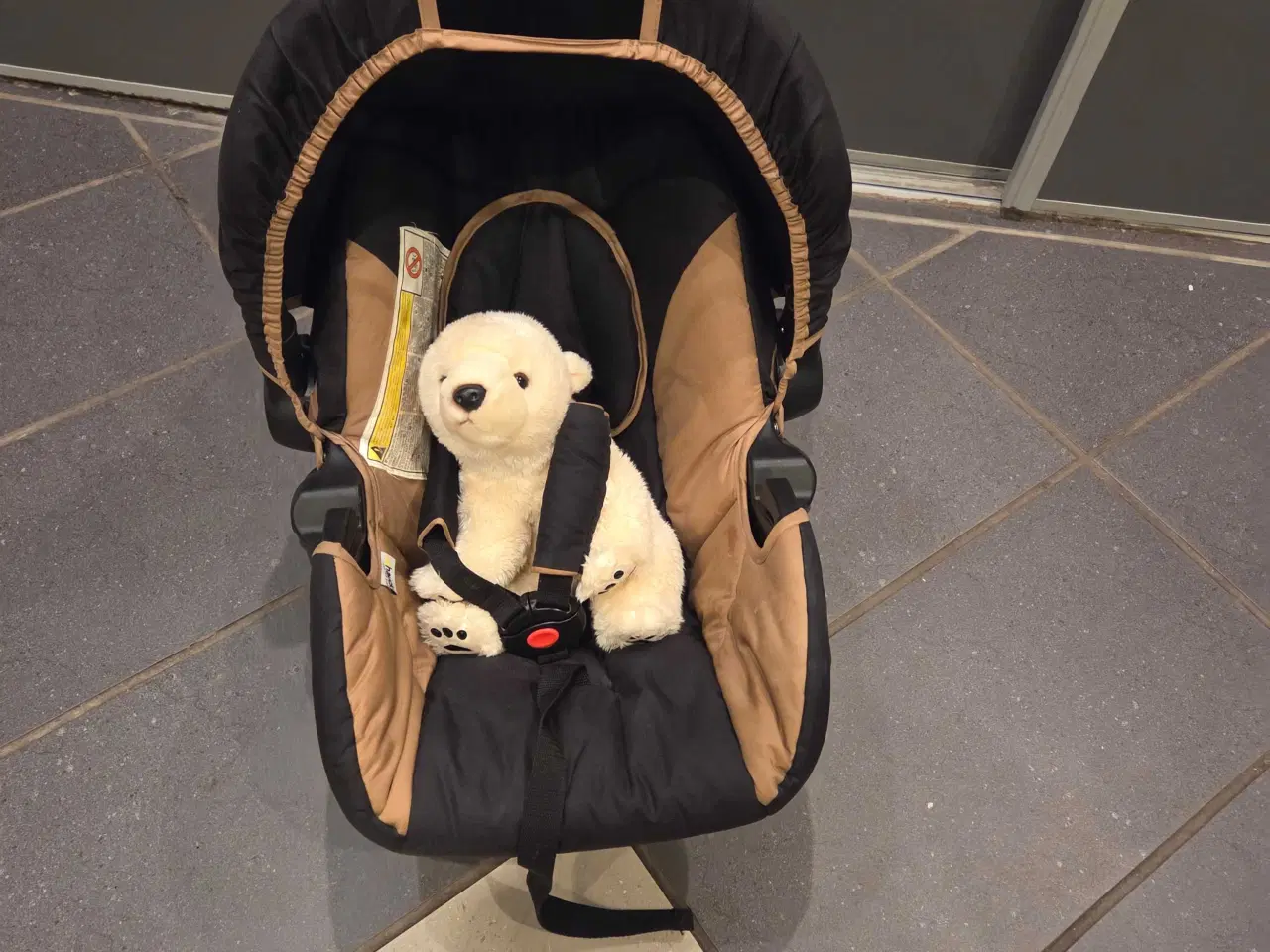 Billede 18 - Sælger mit Hauck Trio-sæt i sort med brune detalje