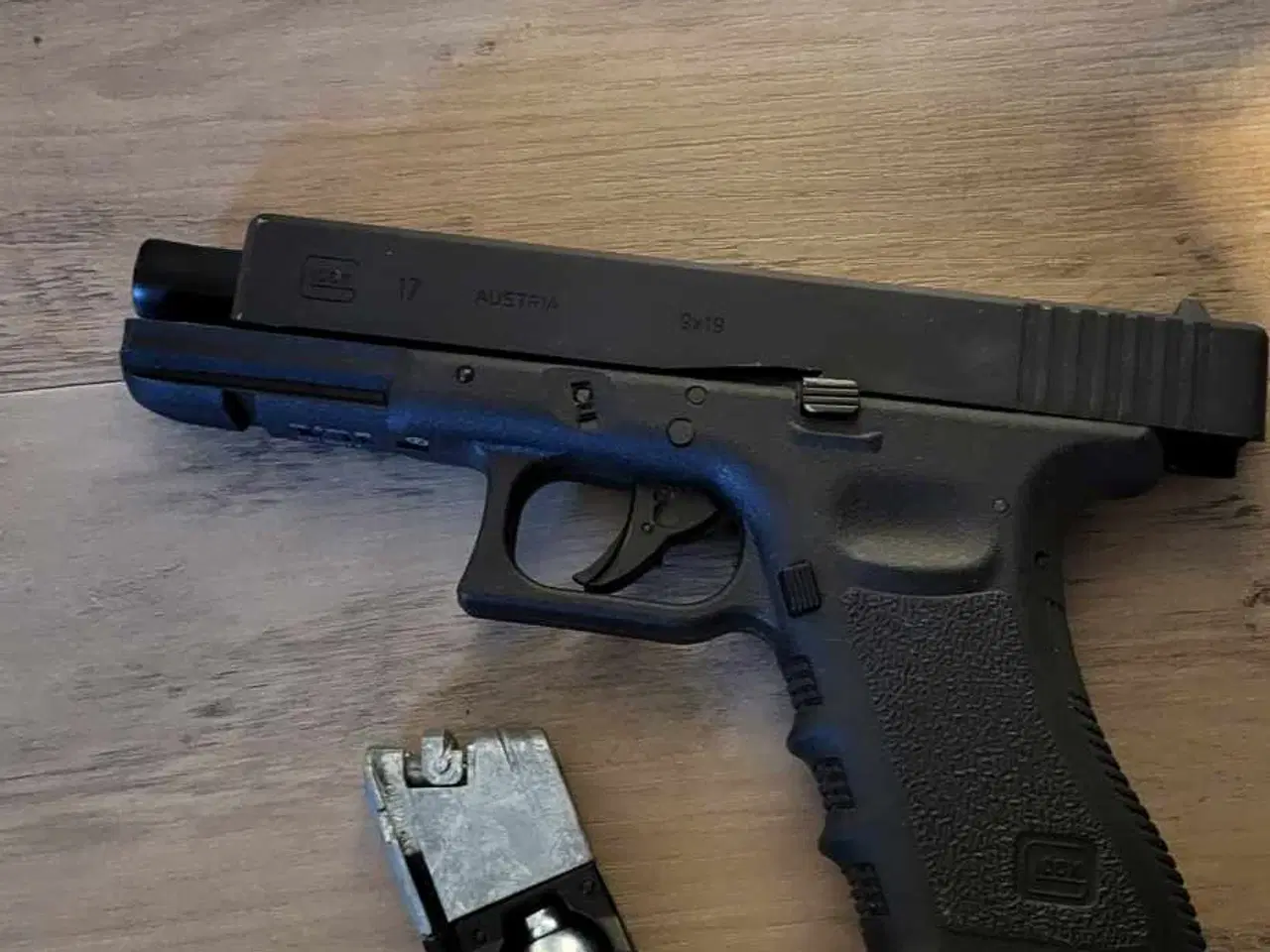 Billede 3 - Glock 17 CO2 Blowback