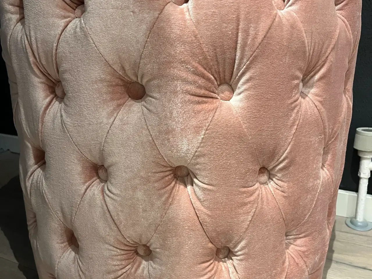 Billede 1 - Gammel rosa Puf