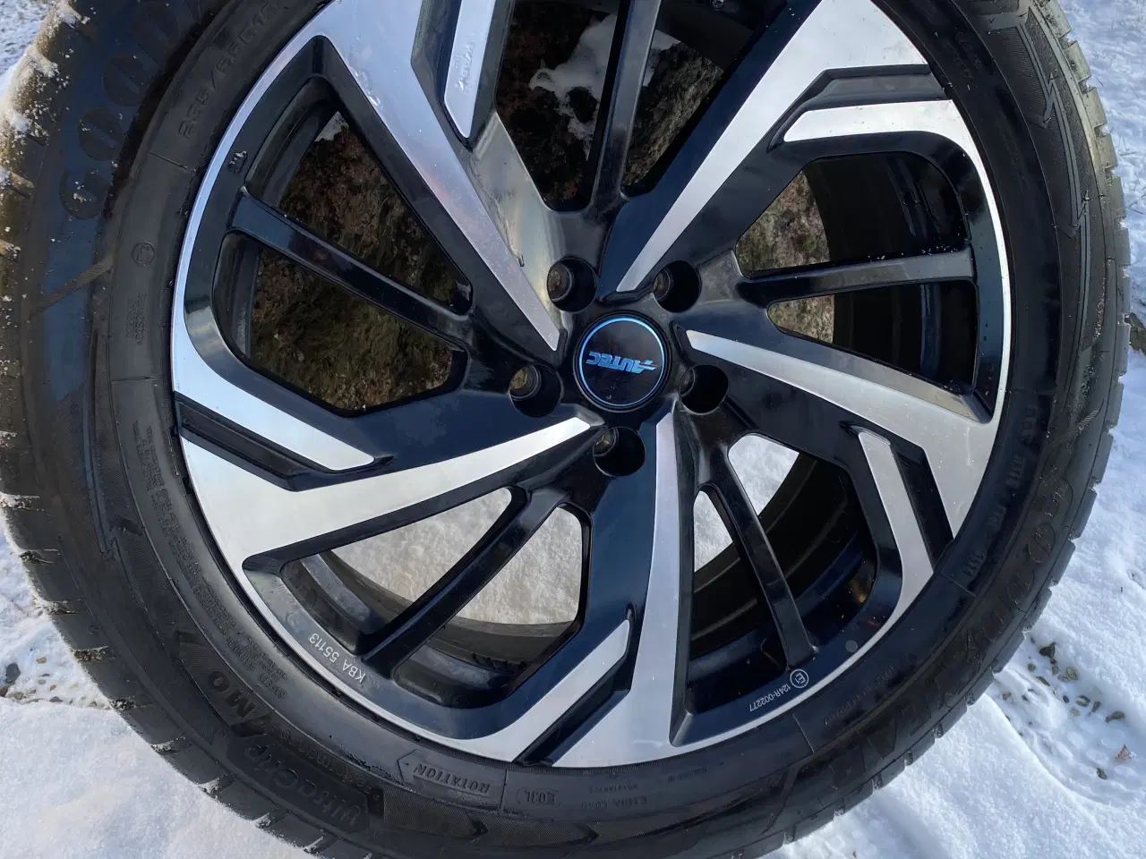 Billede 7 - Nissan Ariya/peugeot E3008 vinterdæk komplet