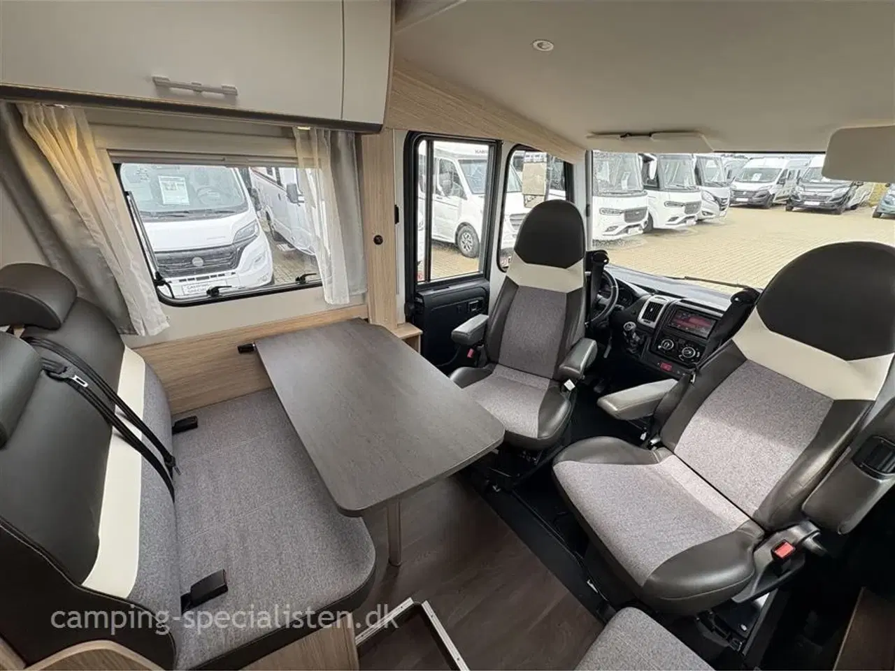 Billede 7 - 2020 - SunLight I 67S   SunLight I 67 S 2020 - Se den nu hos Camping-Specialisten.dk