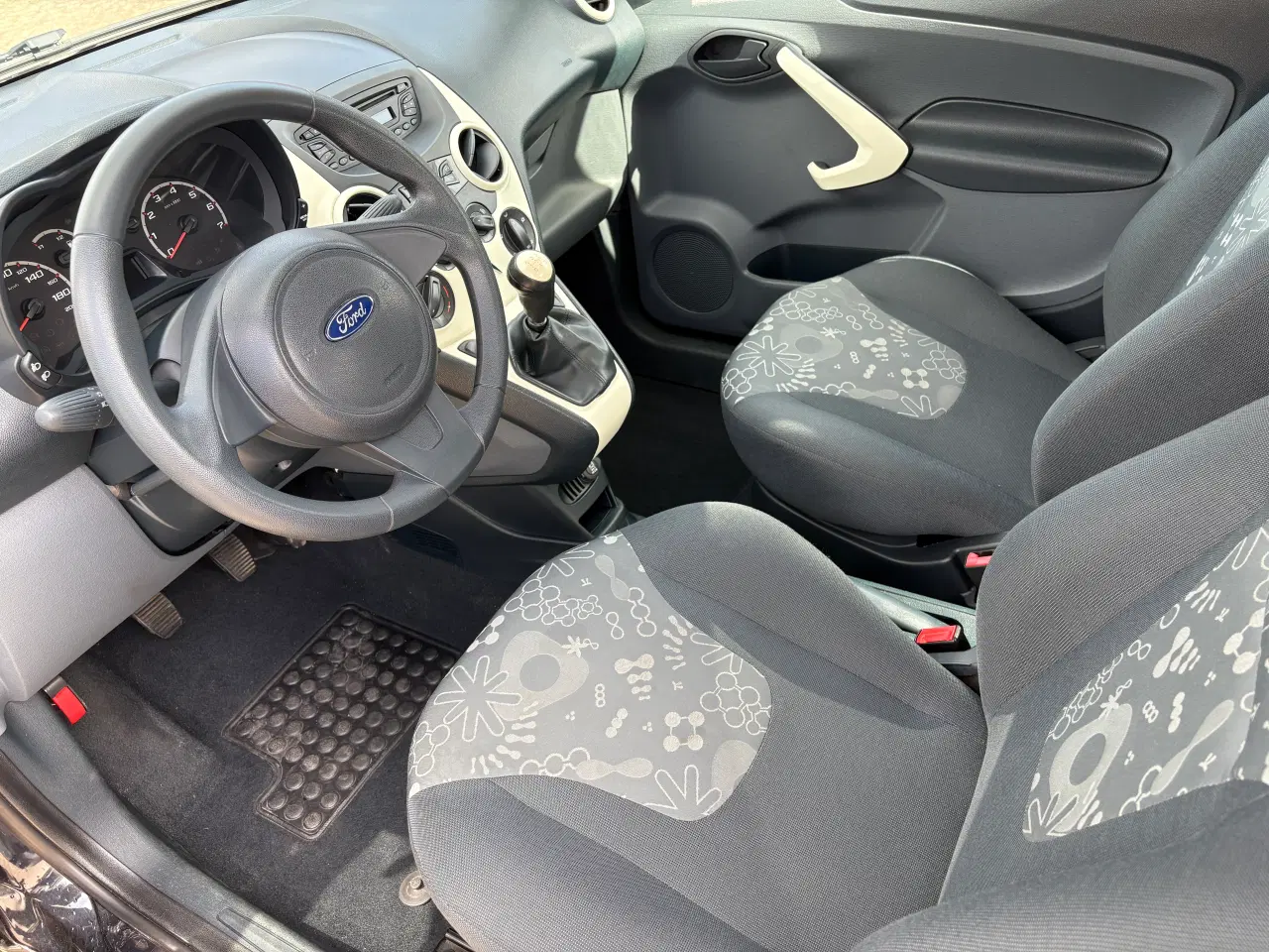 Billede 11 - Ford KA 1,2 Benzin Nysynet kun 85.000 KM