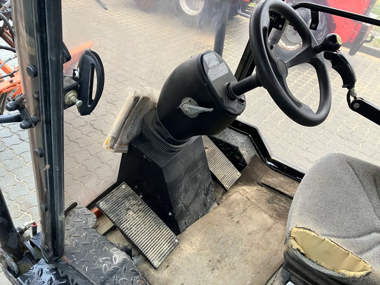 Billede 13 - Optimas H88 Velkørene Fliselægger 3400 timer