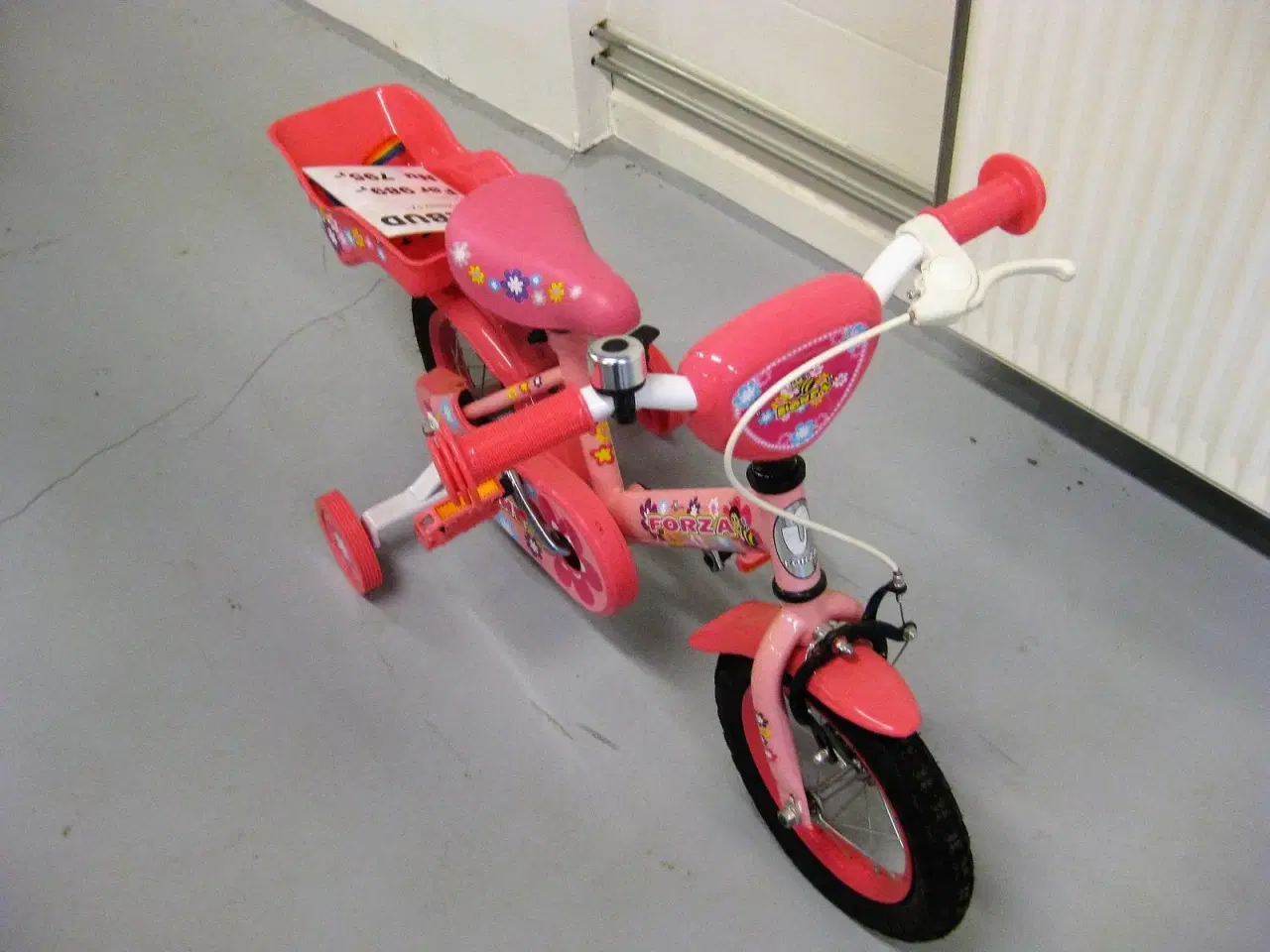 Billede 1 - Børnecykel med støttehjul