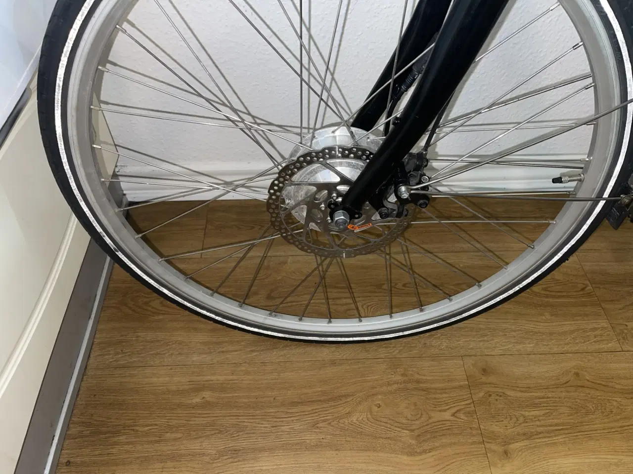 Billede 4 - flot MCU  dame elcykel 28"  7 gear.