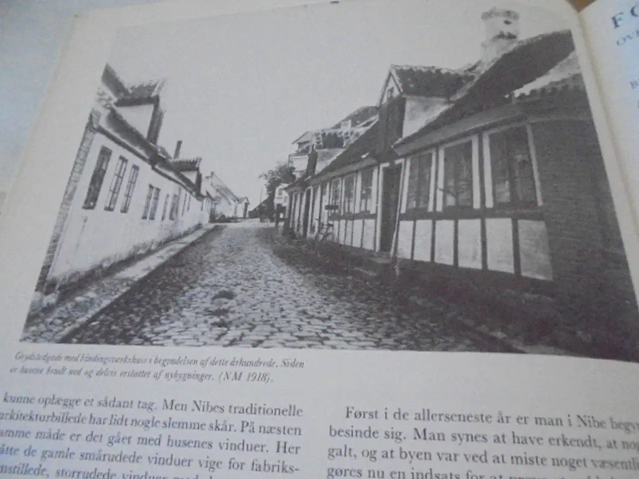 Billede 5 - Historiske huse i Nibe – god bog i stort format