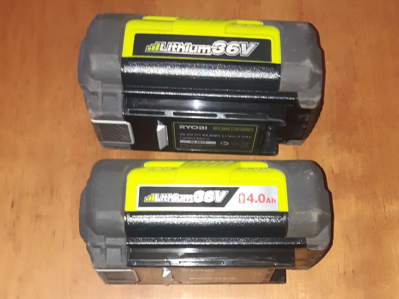 Billede 2 - Ryobi 36 volt batterier og lader.