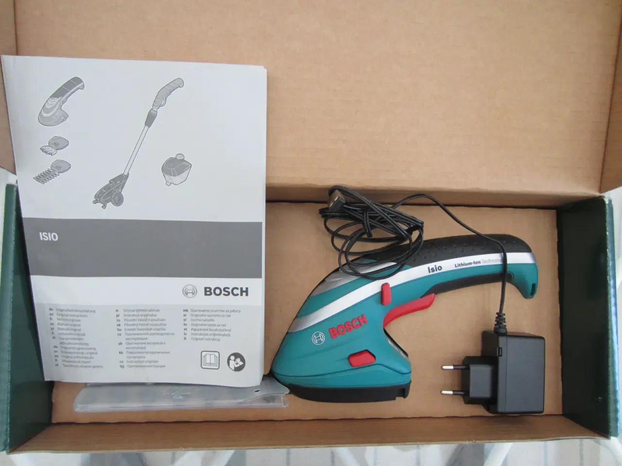 Billede 5 - BOSCH Isio batteridrevet busksaks.