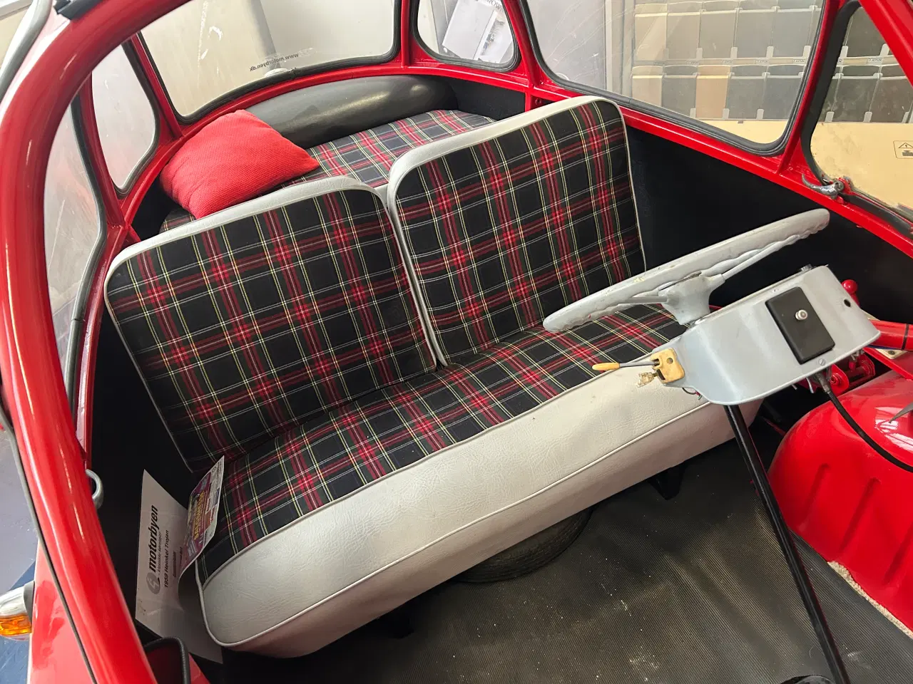 Billede 4 - Heinkel Trojan 200 Cabina