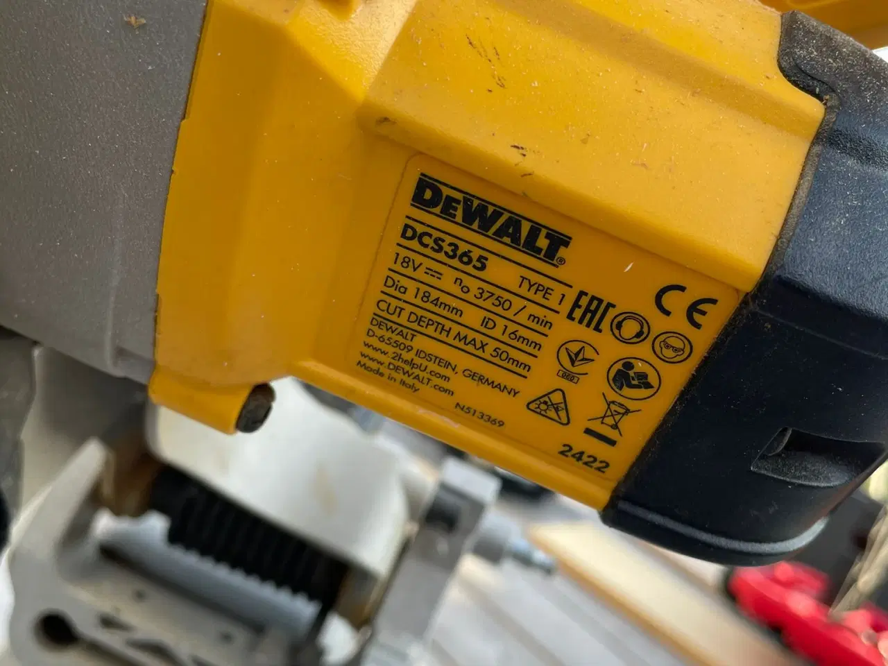 Billede 1 - DeWalt DCS365 18V 184mm Kap-/Geringssav