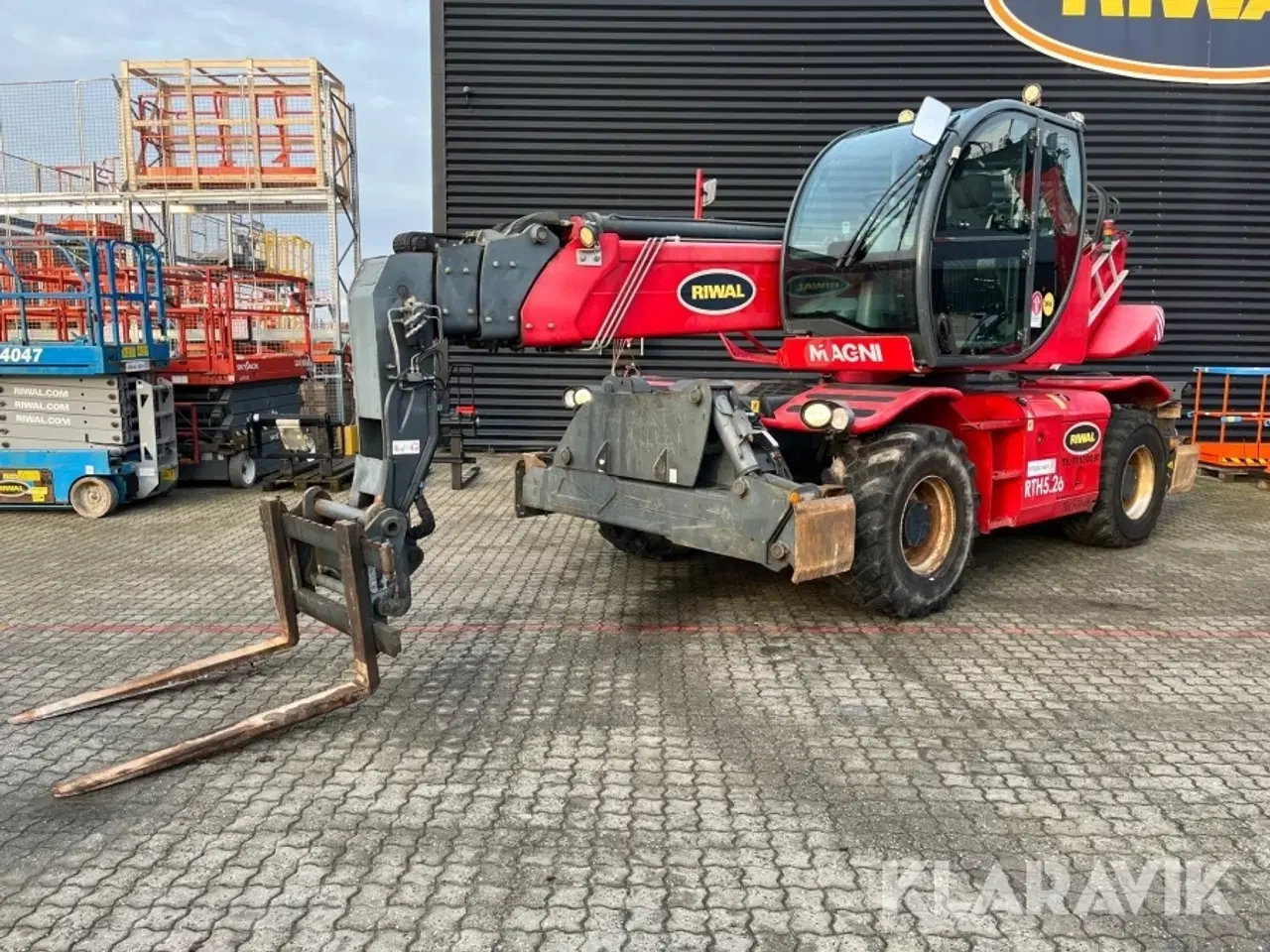 Billede 1 - Rotations Teleskoplæsser Magni RTH5.26 med Kurv og Gafler
