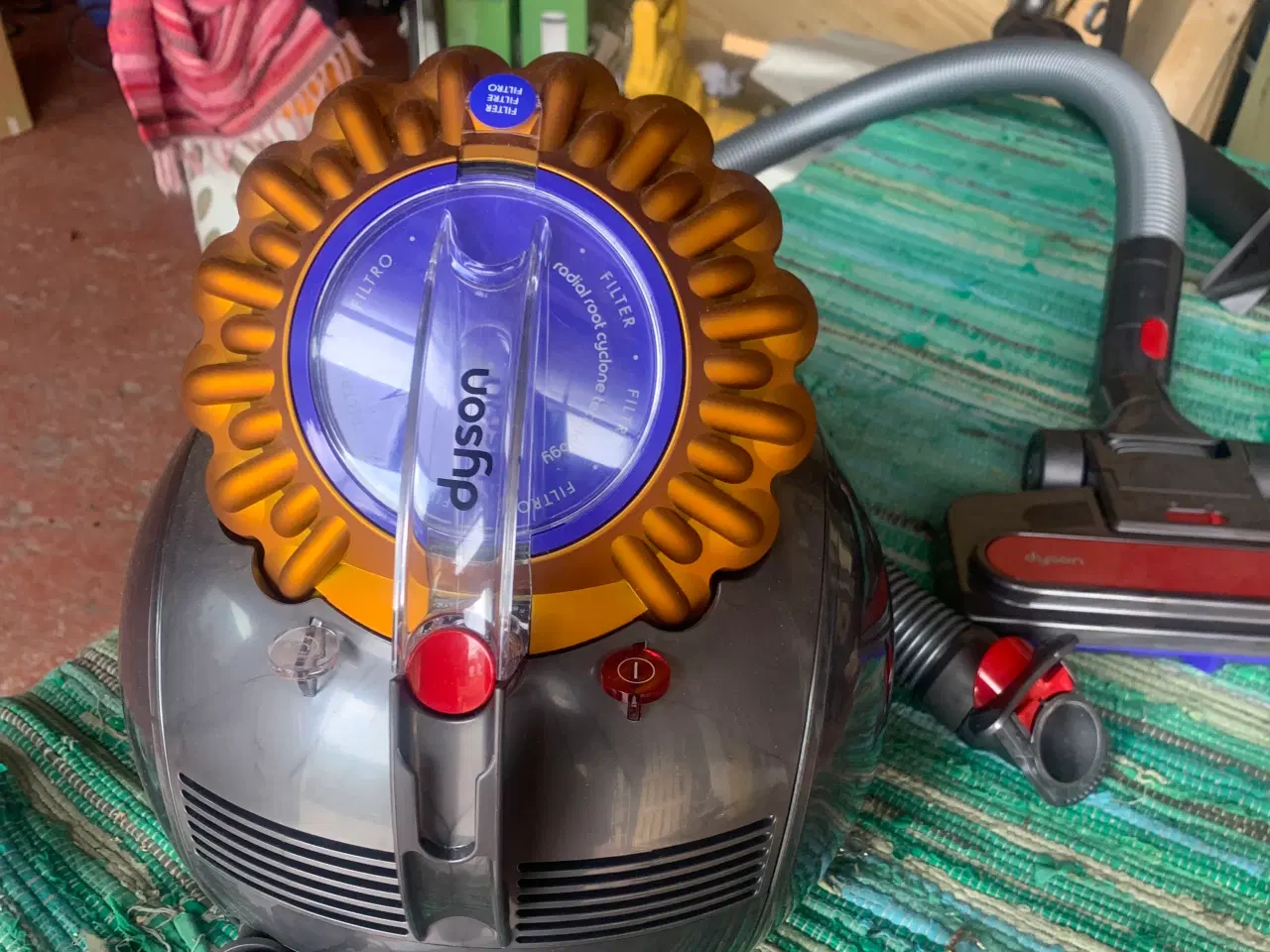Billede 2 - Dyson pneumatic den er brugt få gange 