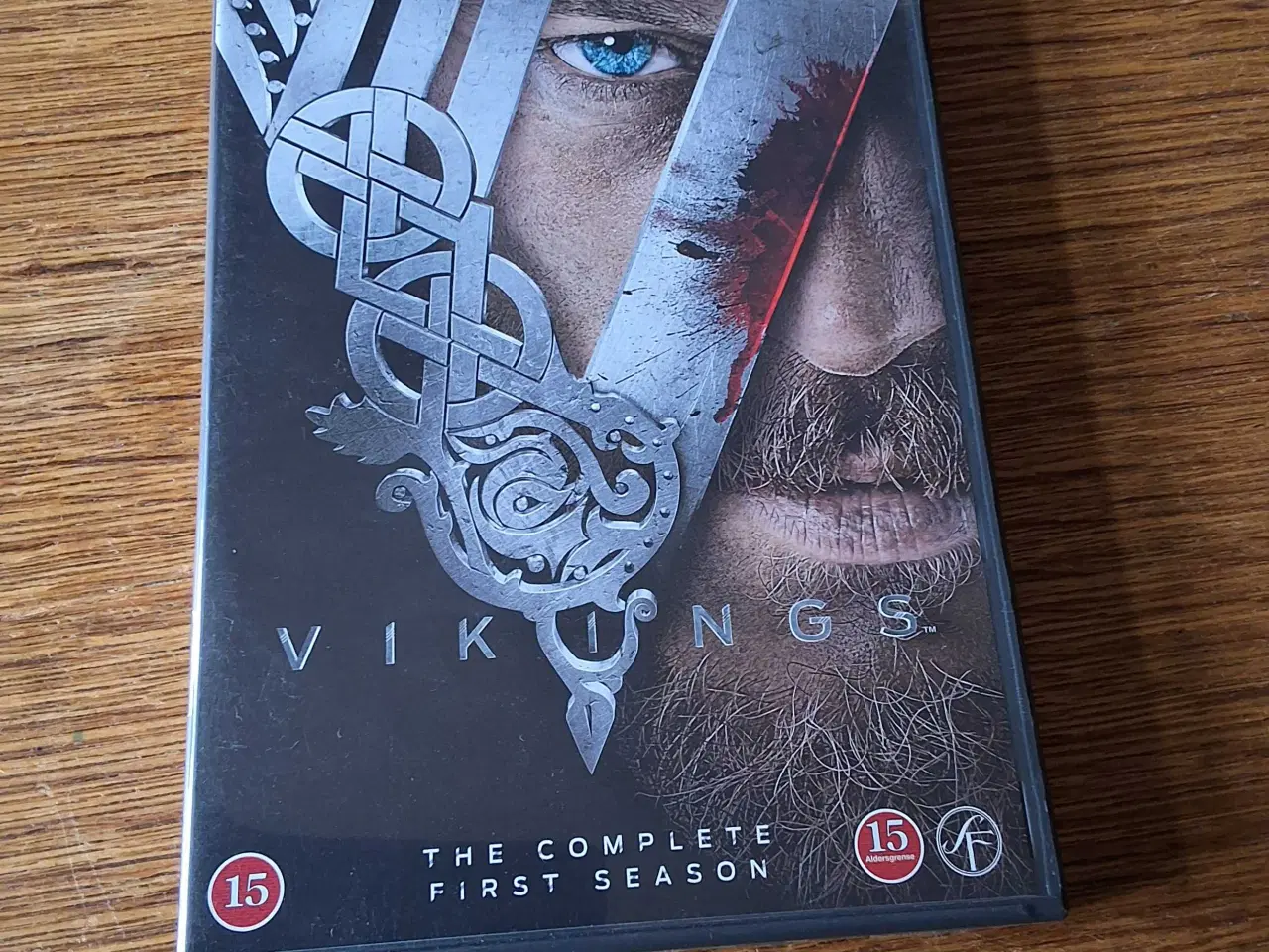 Billede 1 - VIKINGS.  DVD om Vikinger.  3 disk 6 timer