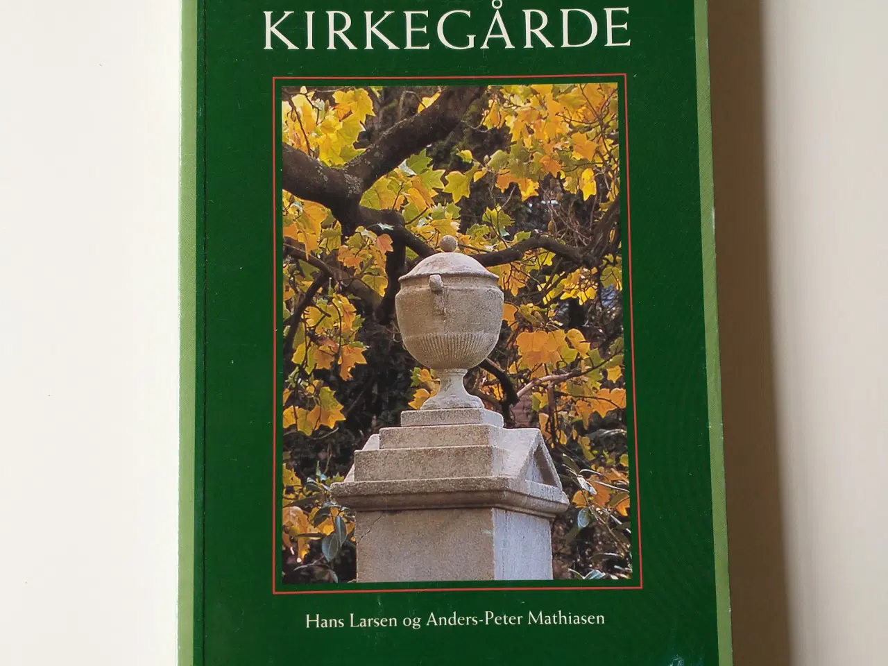 Billede 1 - Hvem ligger hvor - ture på københavnske kirkegårde