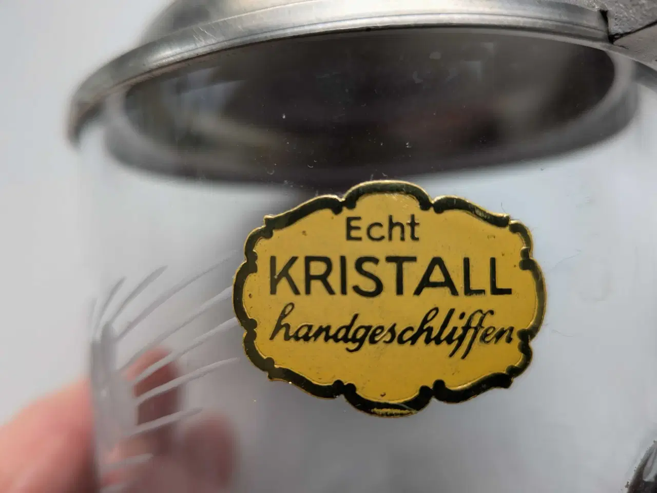 Billede 2 - Håndslebet krystal ølkrus med tinlåg