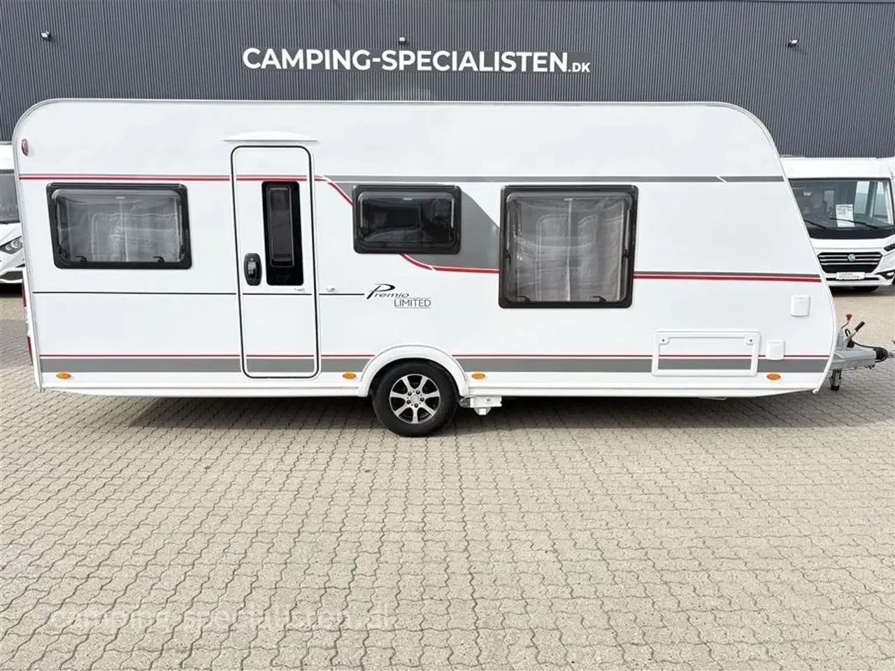 Billede 1 - 2023 - Bürstner Premio 490 TS Bürstner Premio 490 TS Limited Edition 2023 - Se den nu hos Camping-Specialisten.dk