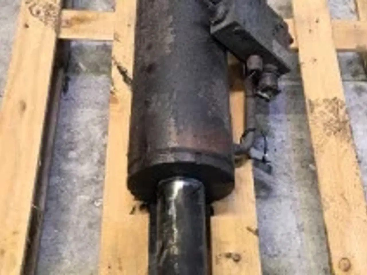 Billede 8 - Manitou 735-120   Hydraulikcylinder  288079