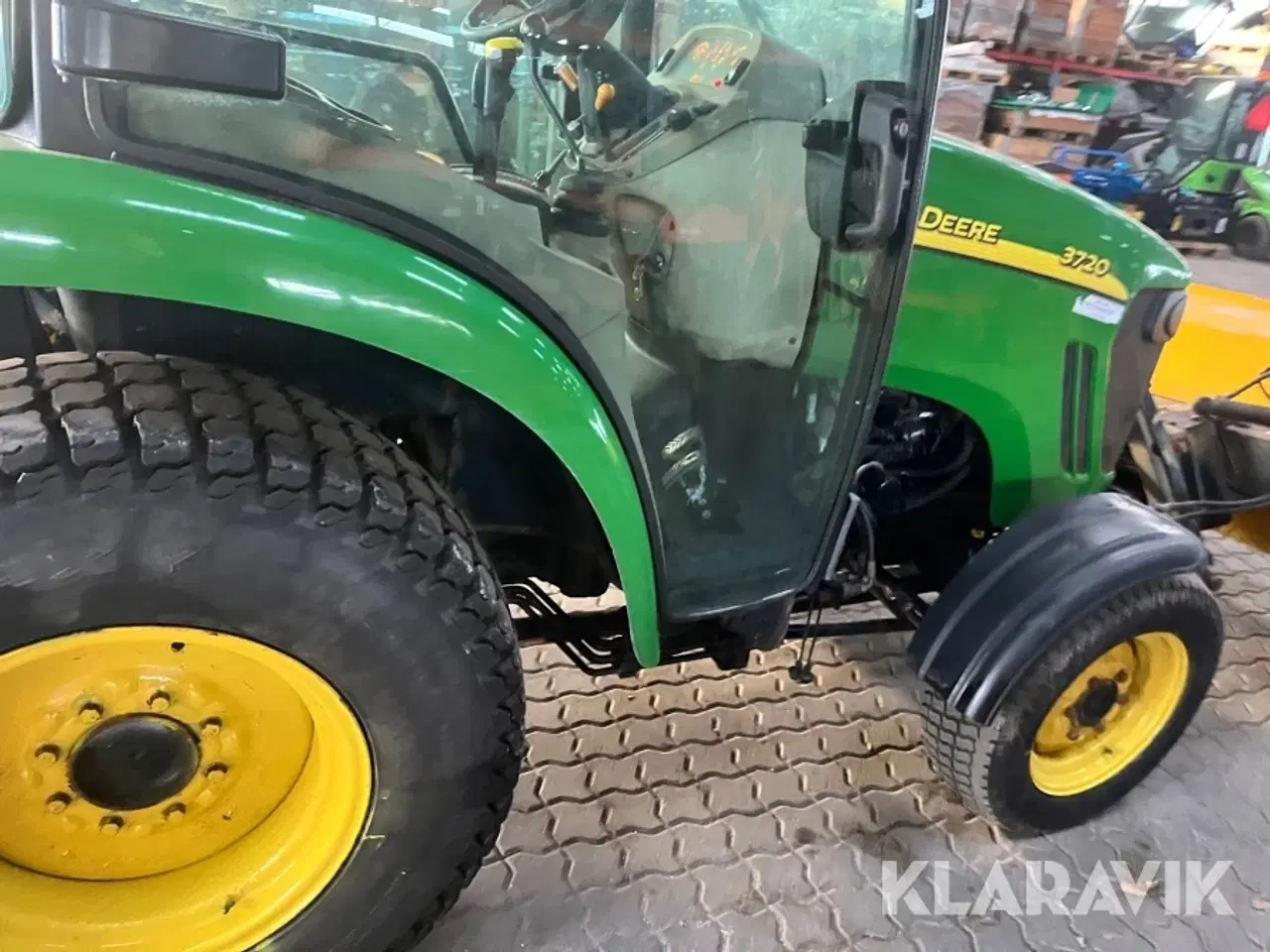 Billede 11 - Traktor John deere 3720 E Hydro
