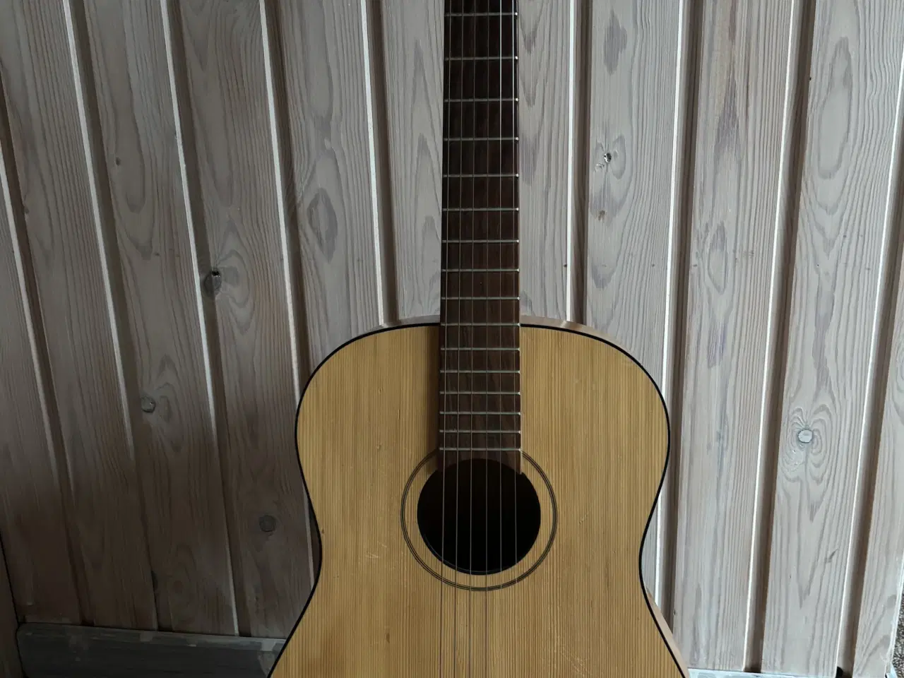 Billede 1 - Høfner gitar med rem og pose. 