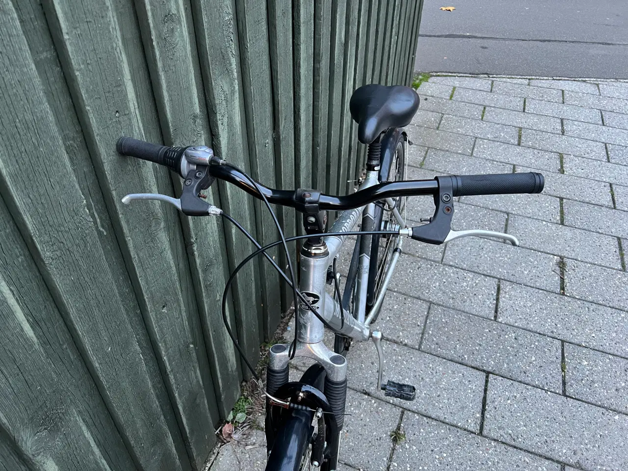 Billede 7 - Nyserviseret cykel, affjedret forgaffel og saddel 