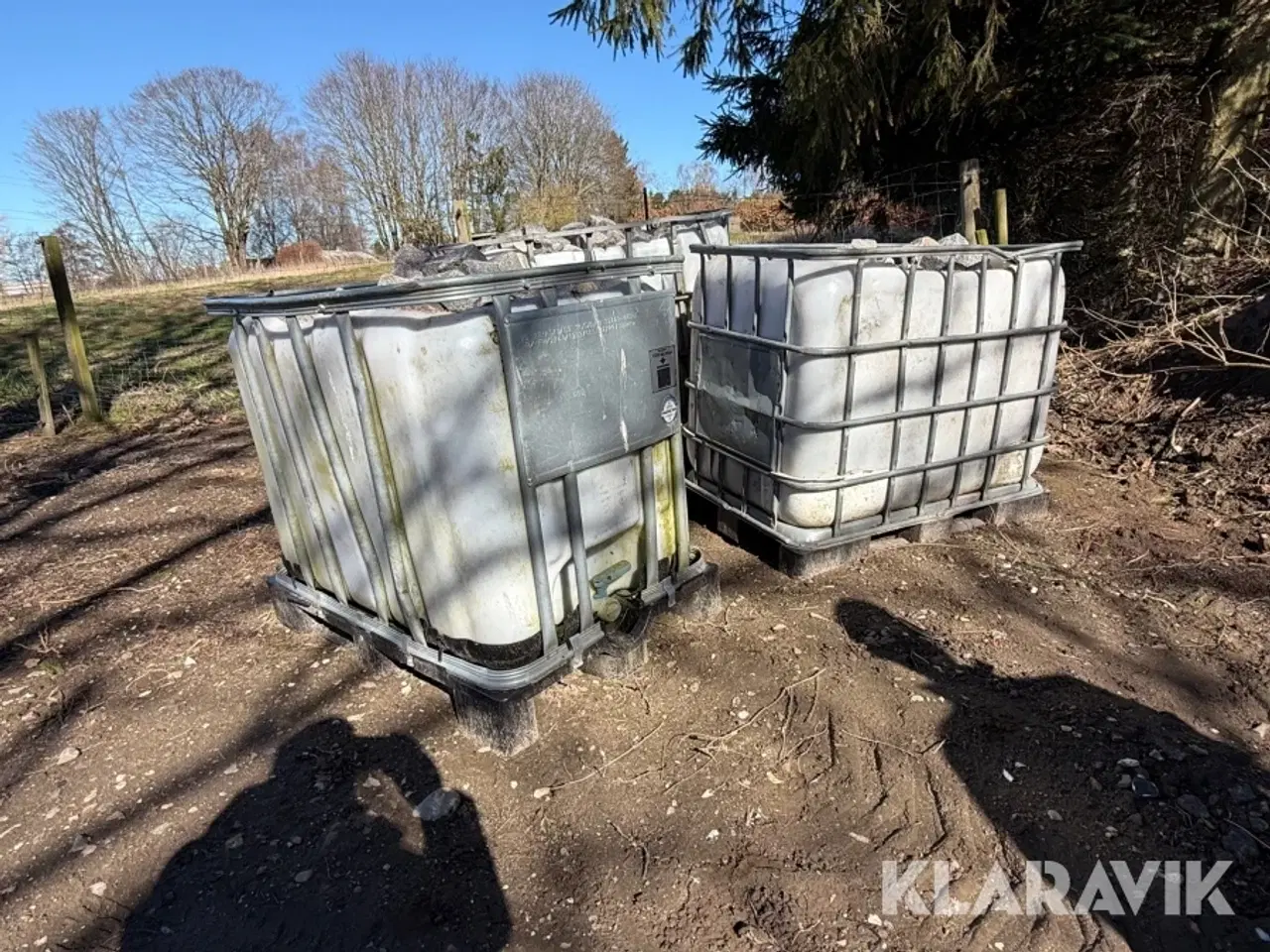 Billede 3 - Palletank med chaussésten 3 styk