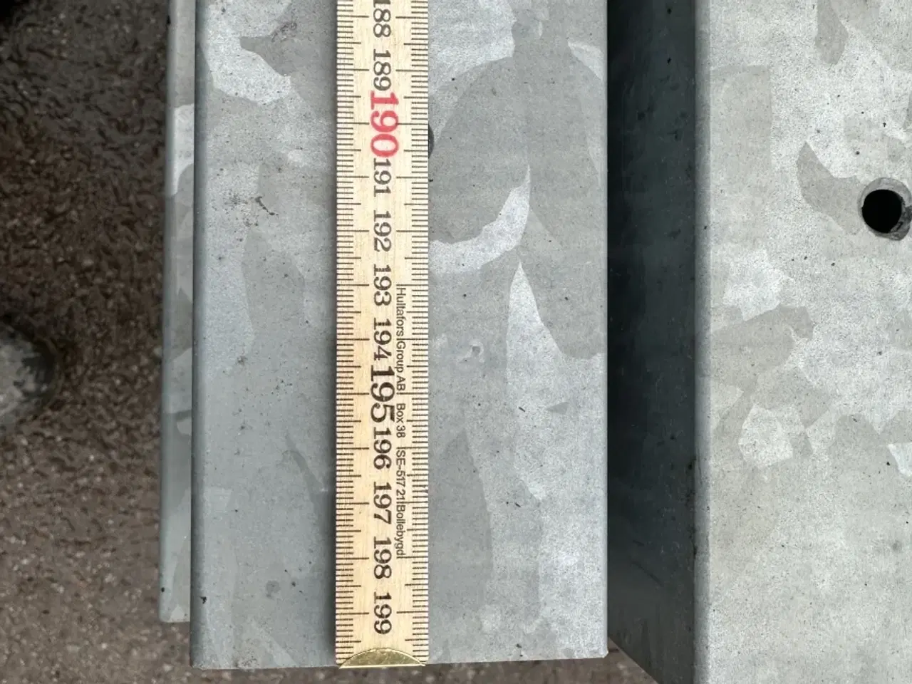 Billede 10 - Galvaniserede stolper 56 styk. 2,0m. lange