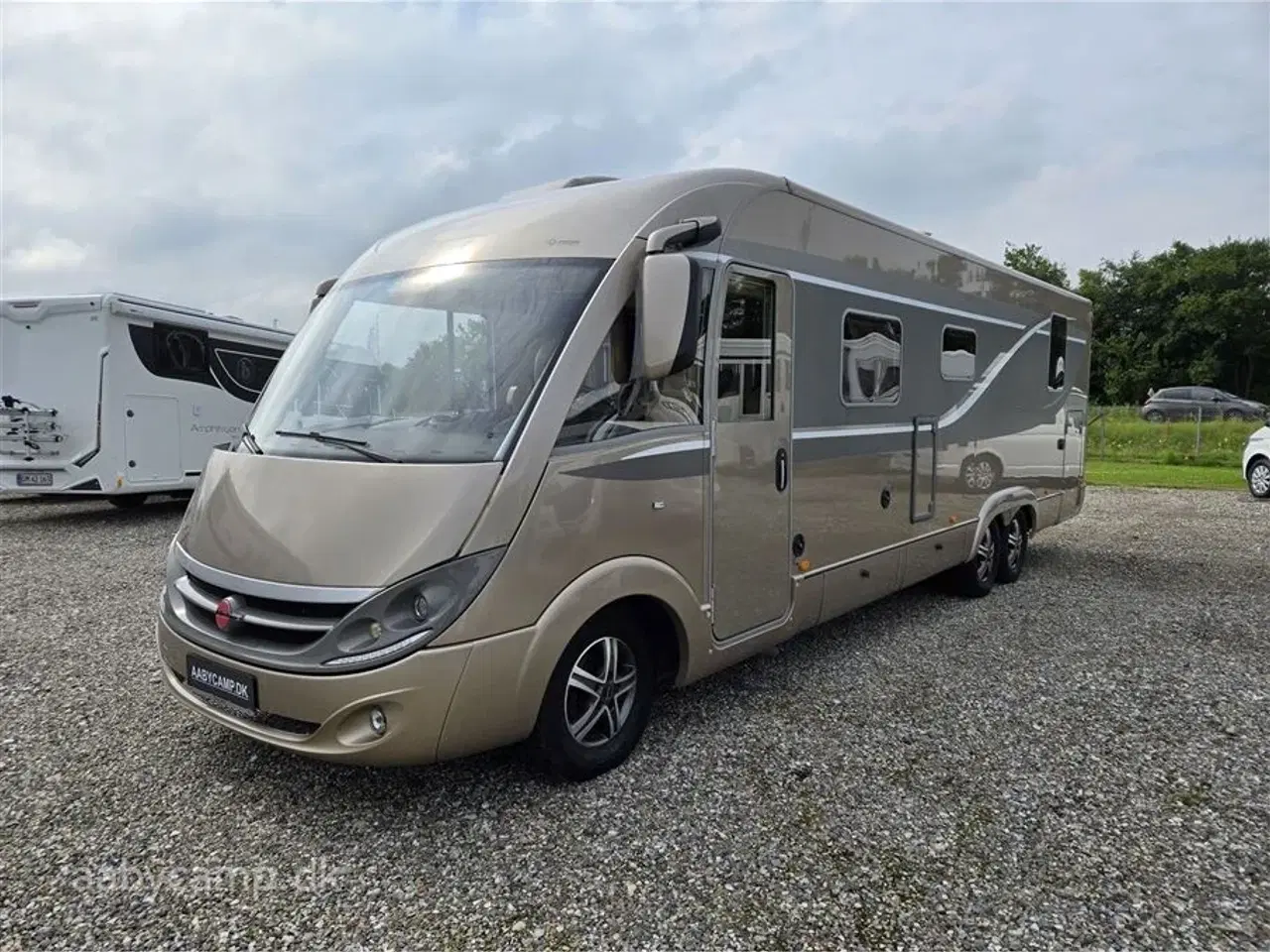 Billede 2 - 2014 - Bürstner Elegance I 890