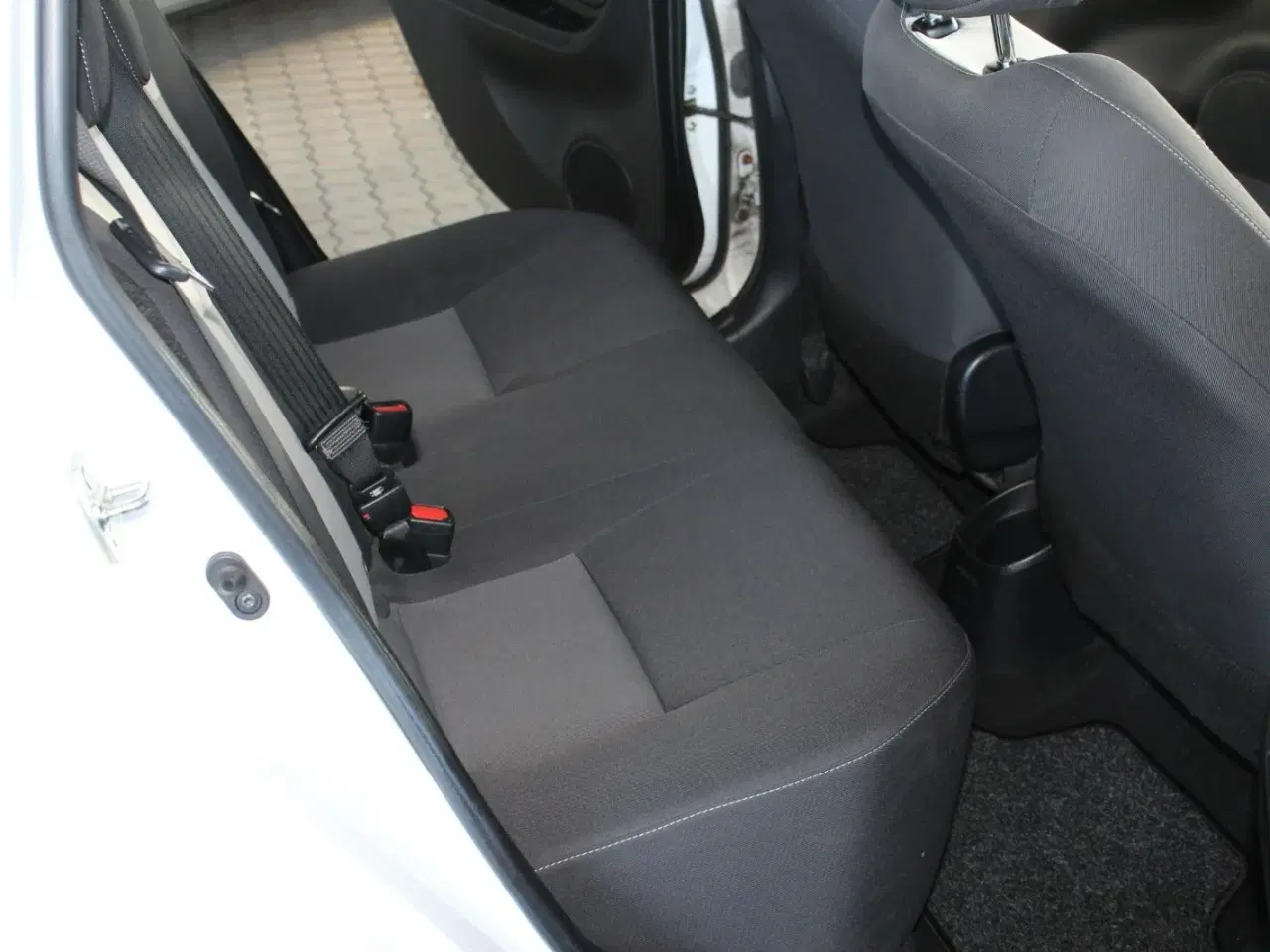 Billede 11 - Toyota Yaris 1,5 VVT-iE T2 Premium