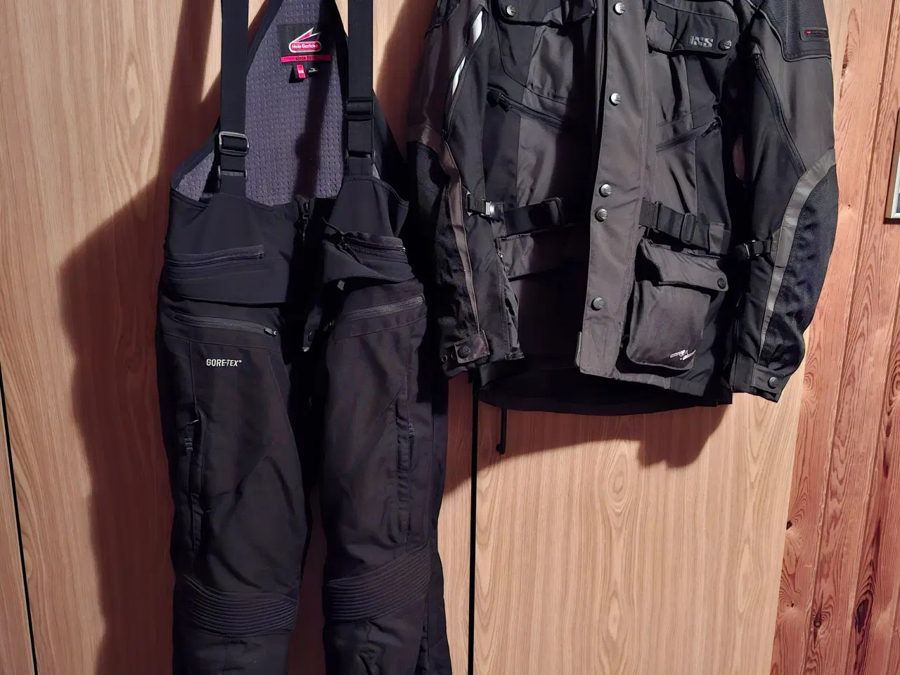 Billede 1 - motorcykeltøj og hjælme