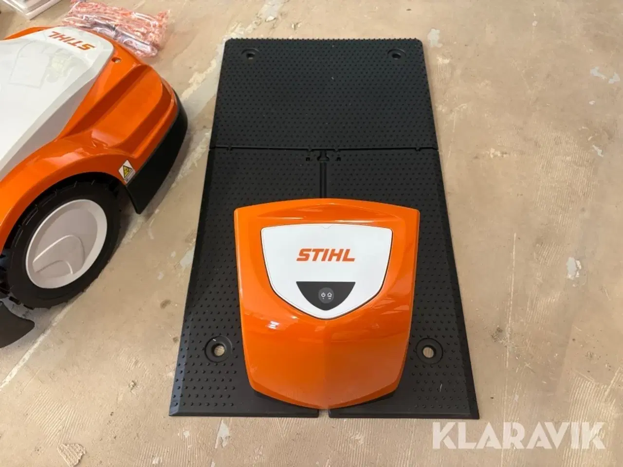 Billede 6 - Robotplæneklipper med ekstra installationskit Stihl RMI 422