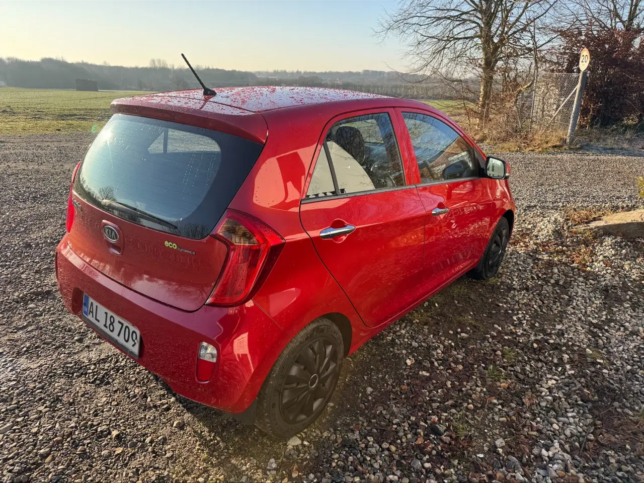 Billede 5 - Velholdt Kia Picanto 