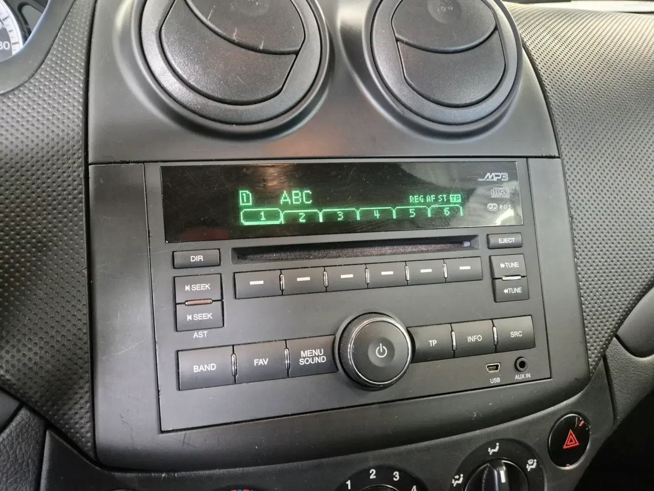 Billede 8 - Chevrolet Aveo 1,2 16V LS A/C 84HK 5d