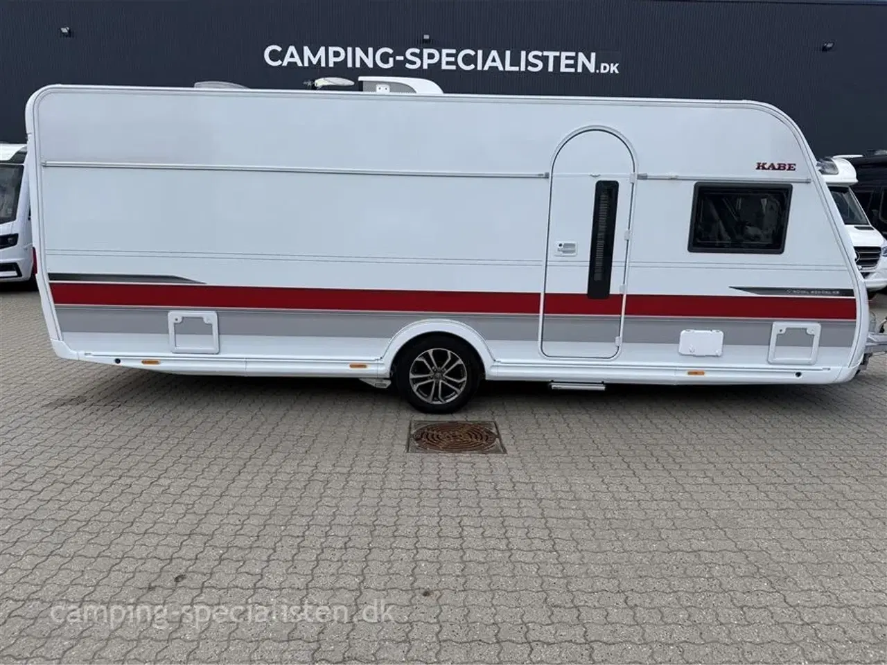 Billede 1 - 2023 - Kabe Royal 600 CXL DXL   Pæn og meget velholdt luksus campingvogn - Kabe Royal 600 CXL DXL fra 2023 - Kan nu opleves hos Camping-Specialisten
