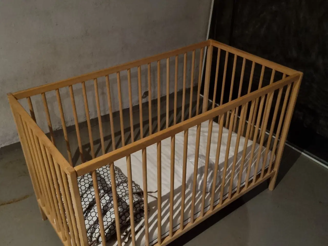 Billede 1 - Babyseng