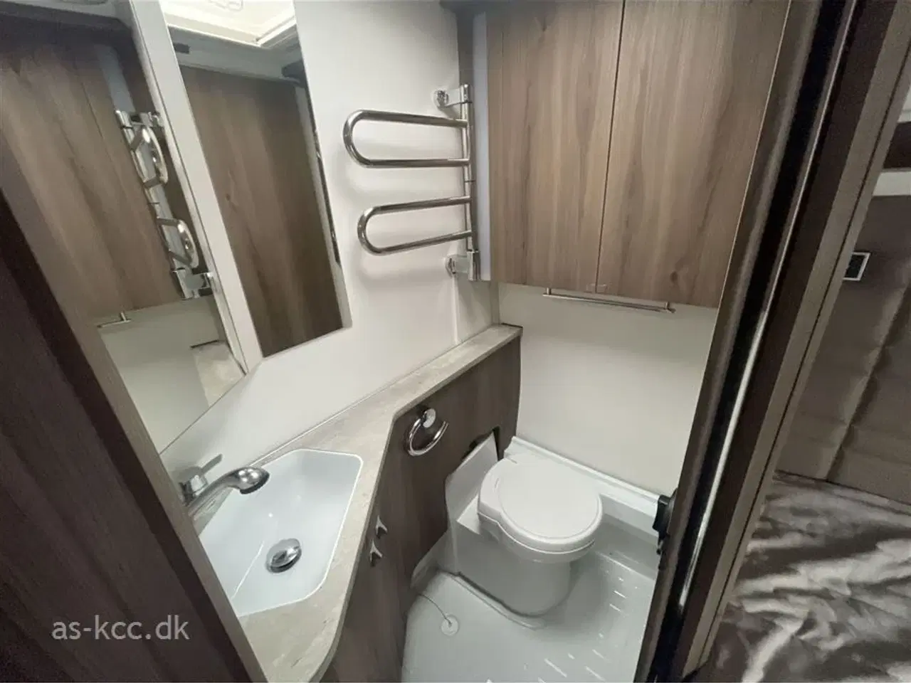 Billede 8 - 2024 - Kabe Briljant 470 XL KS Kabe Briljant 470 XL KS Dobbeltseng