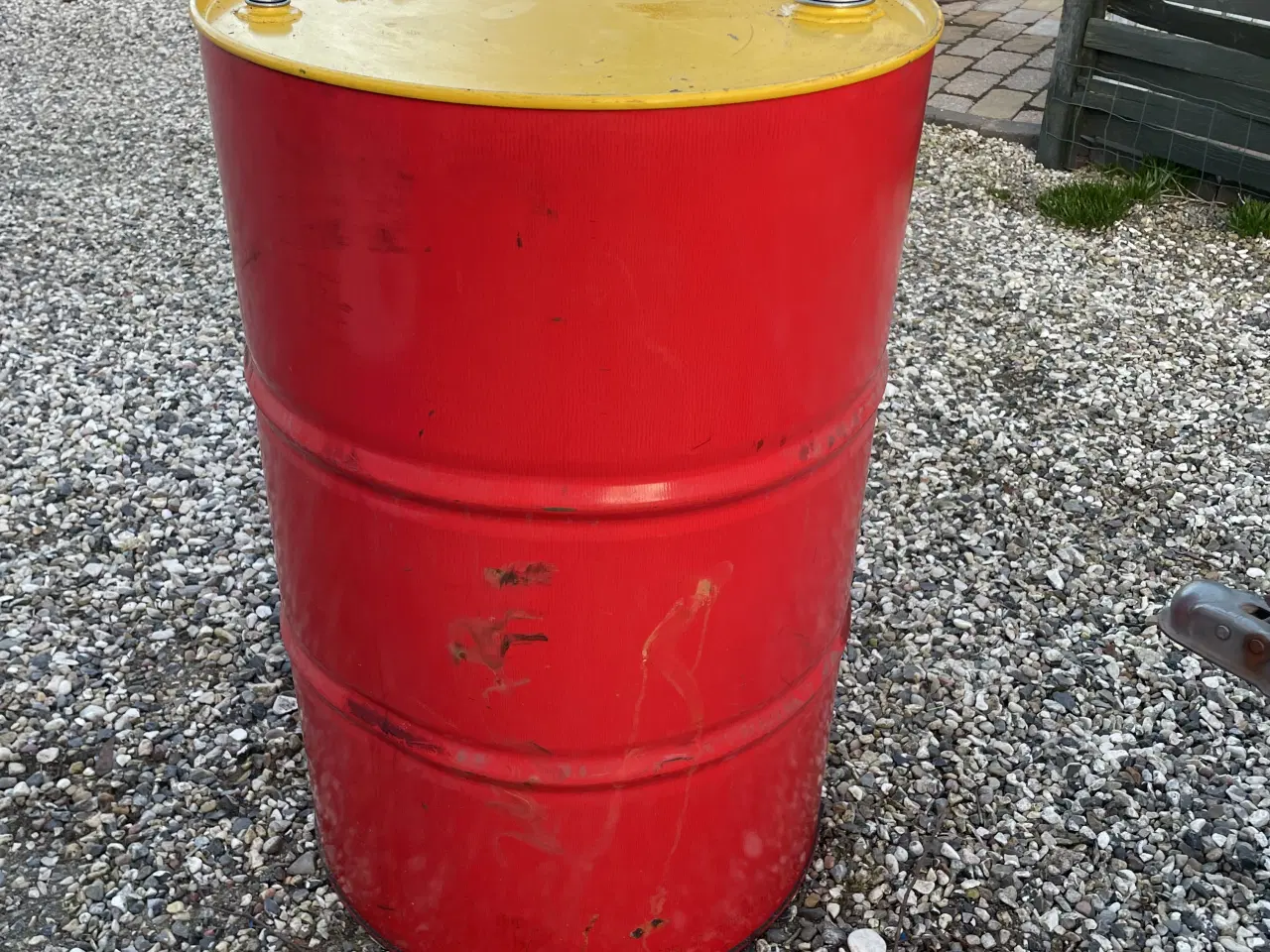 Billede 3 - Olietønde