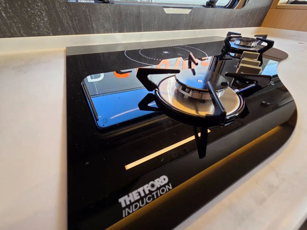 Billede 14 - Hymer B-ML I880 2,0 CDi 170 aut.