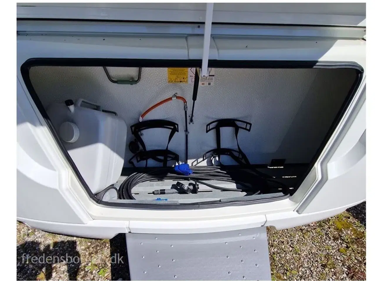 Billede 8 - 2017 - Adria Altea 472 PK   Velholdt vogn med køjer og mover.