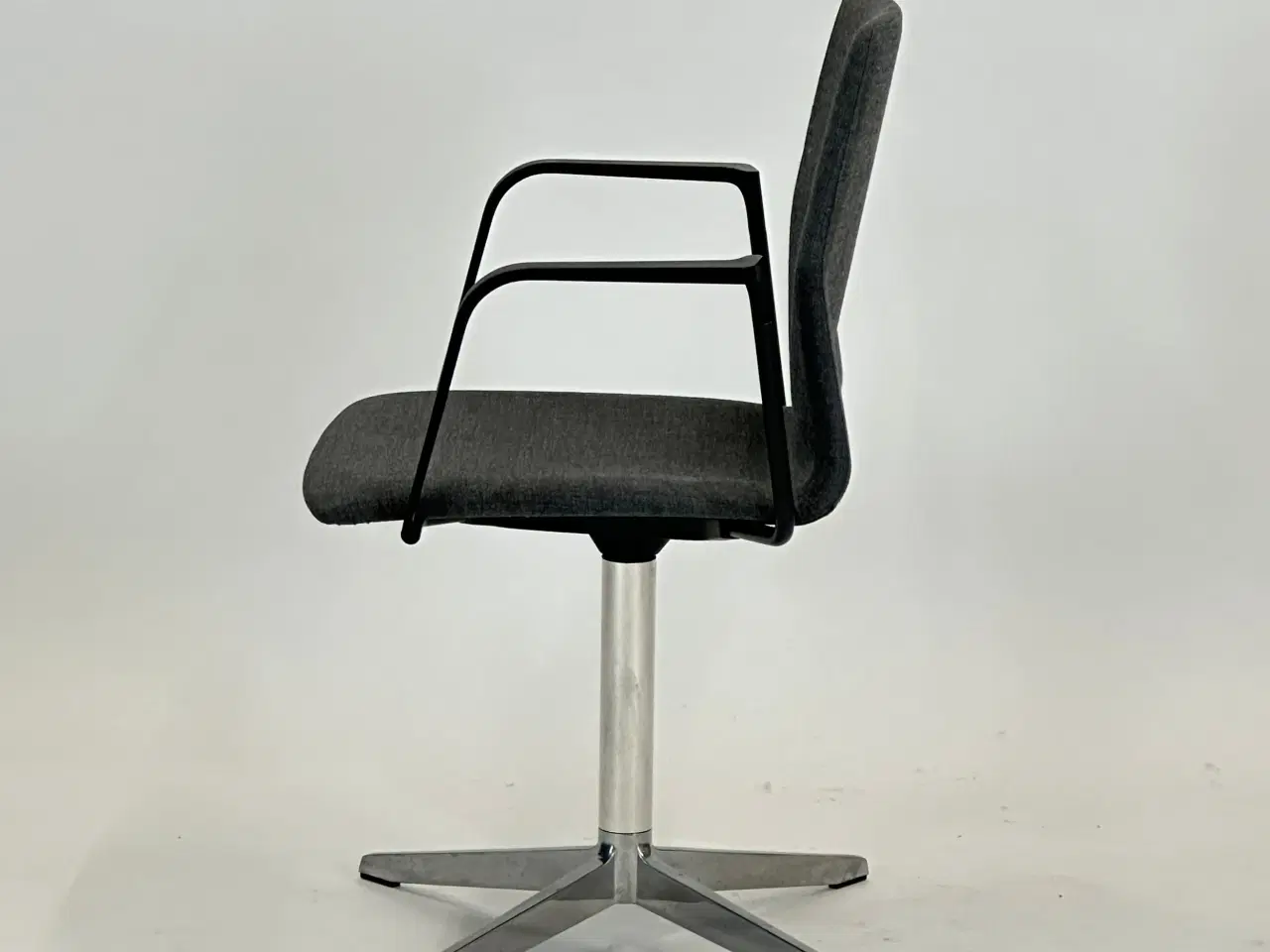 Billede 4 - Four Design Cast'2 Evo Stol – Mørkegrå med Krom Stel