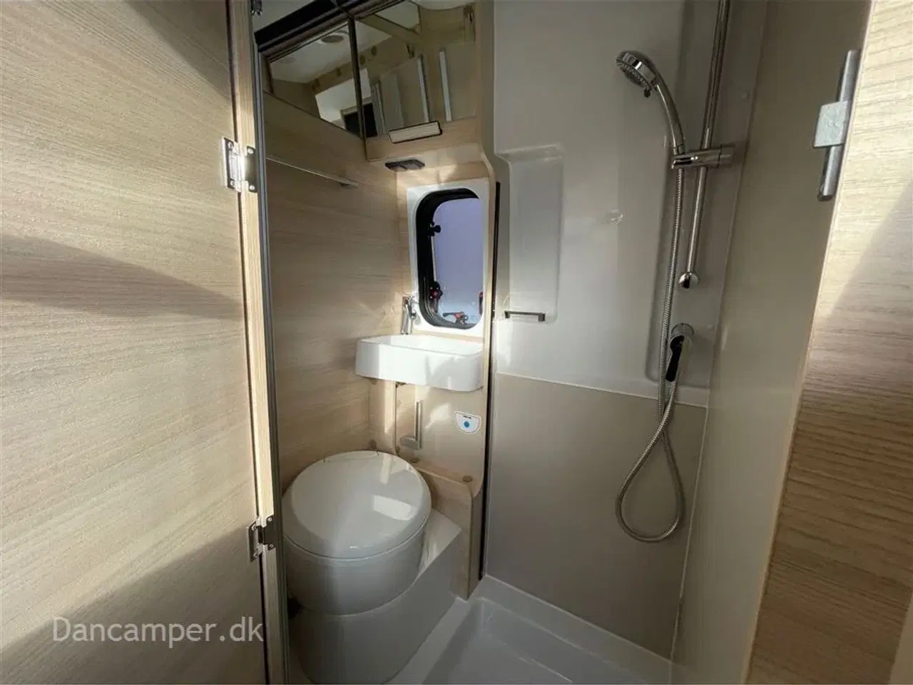 Billede 26 - 2026 - Chausson V697 Sport Line Super vintercamper, 140 HK, 8-trins automatgear, adaptiv fartpilot. Tilbehørs-, Connect-, Safety- og Artic pakke m.m.m..