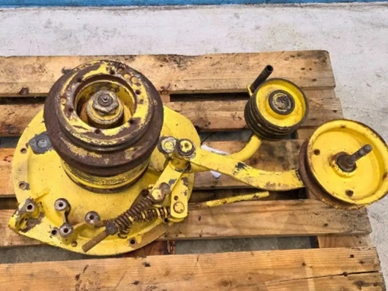 Billede 9 - New Holland 1540 Remskive 80362040