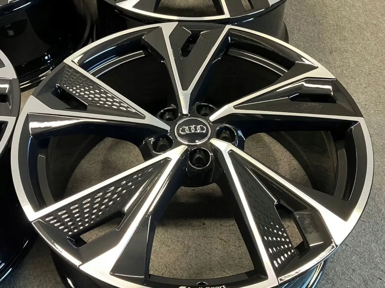 Billede 6 - ALUFÆLGE AUDI A6 S6 C8 4K0 21"