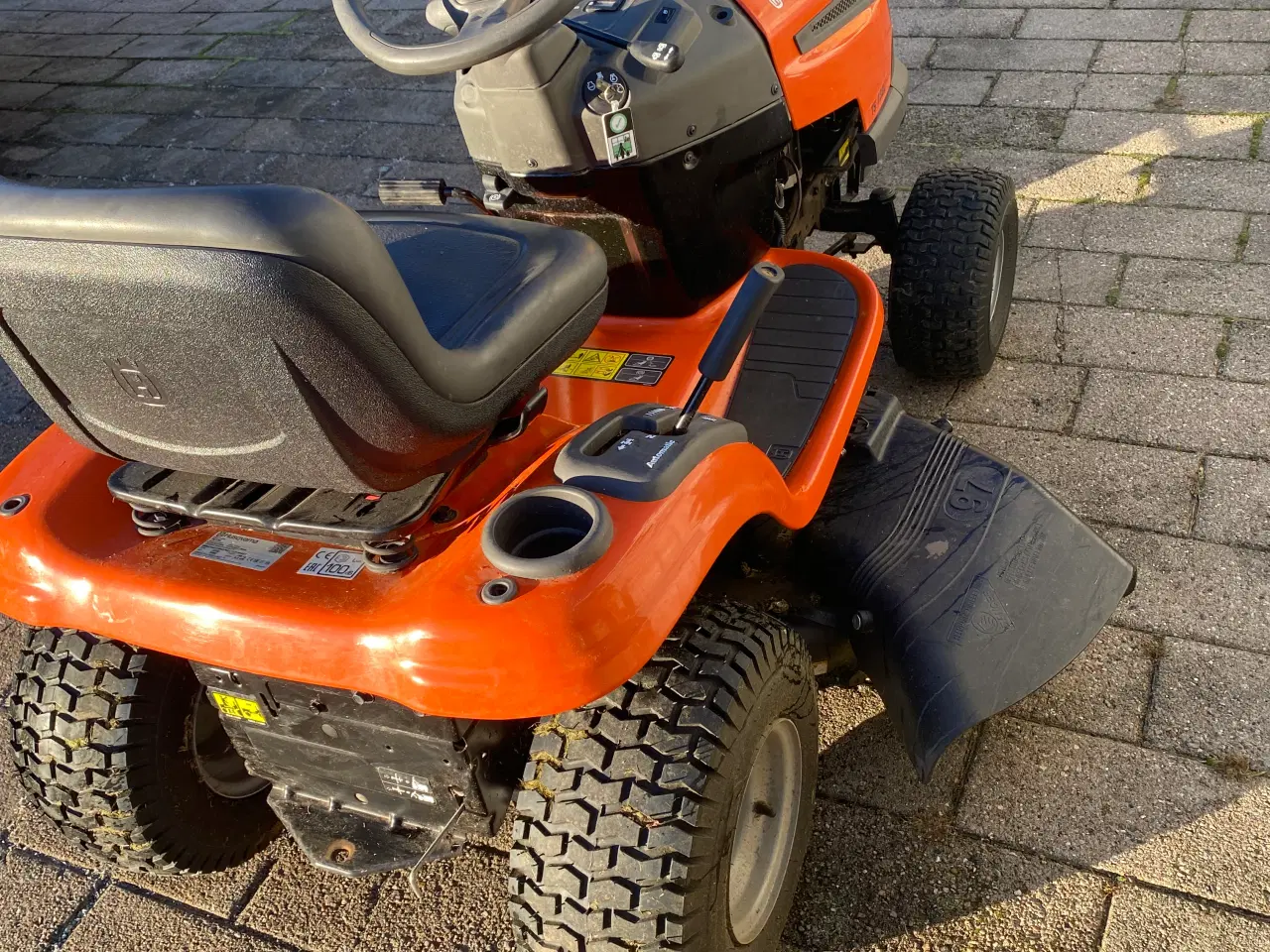 Billede 2 - husqarna lt 138 l fra 2023 kørt 50 timer