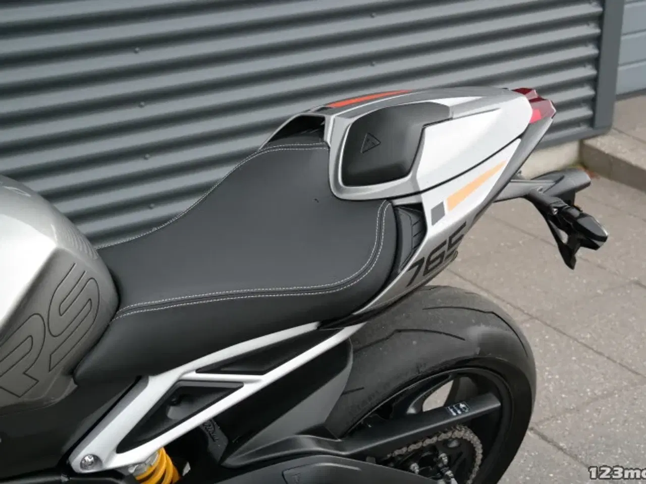 Billede 25 - Triumph Street Triple RS MC-SYD       BYTTER GERNE