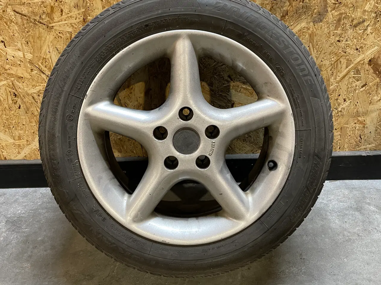 Billede 5 - Sommerdæk 205/55 R16" på original Borbet fælge